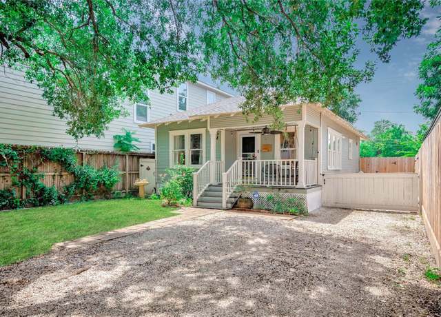 Property at 108 E 27th St, Houston, TX 77008, 2 beds, 2 baths