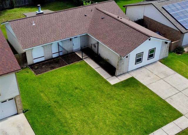 Property at 5030 Glenvalley Dr, La Porte, TX 77571, 3 beds, 4 baths