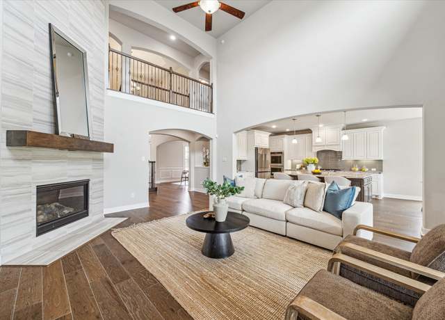 Property at 90 Birch Canoe Dr, Tomball, TX 77375, 4 beds, 3.5 baths