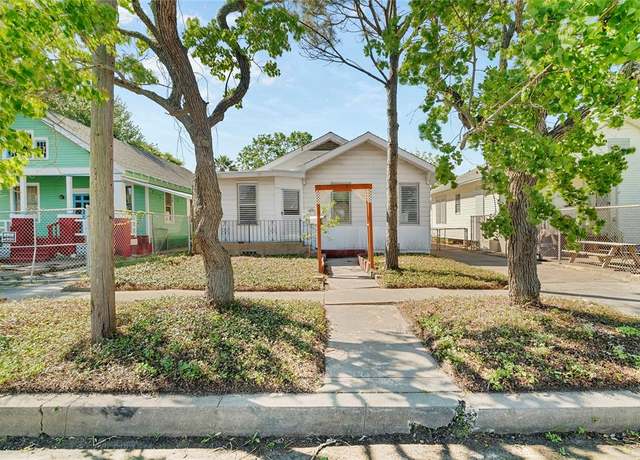 Property at 3715 Avenue Q, Galveston, TX 77550, 3 beds, 1.5 baths