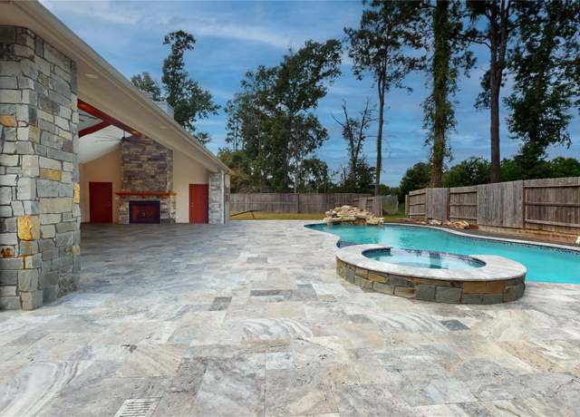 Property at 10255 S Goshawk Trl, Conroe, TX 77385, 5 beds, 3.5 baths