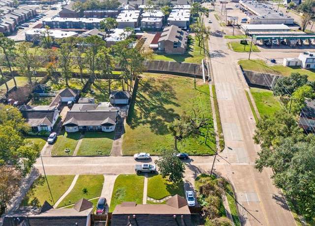 Property at 4827 Chantilly Ln, Houston, TX 77092