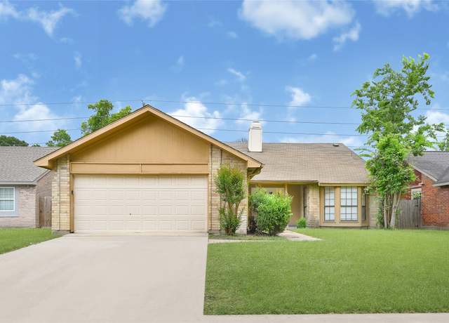 Property at 5518 Fair Forest Dr, Houston, TX 77088, 3 beds, 2 baths