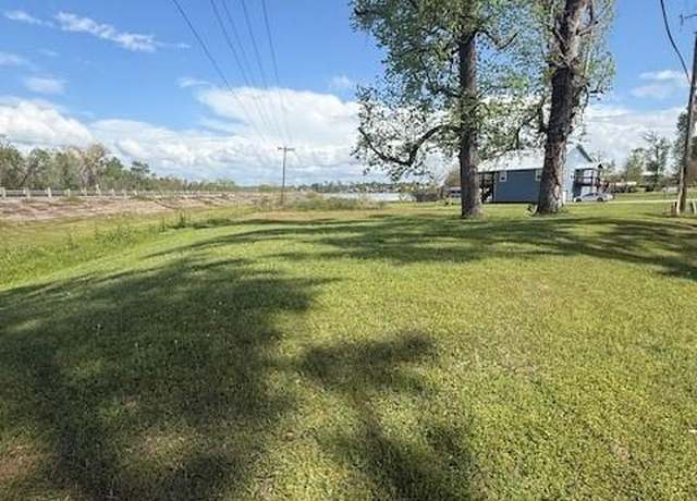 Property at 129 Lakeshore N, Onalaska, TX 77360