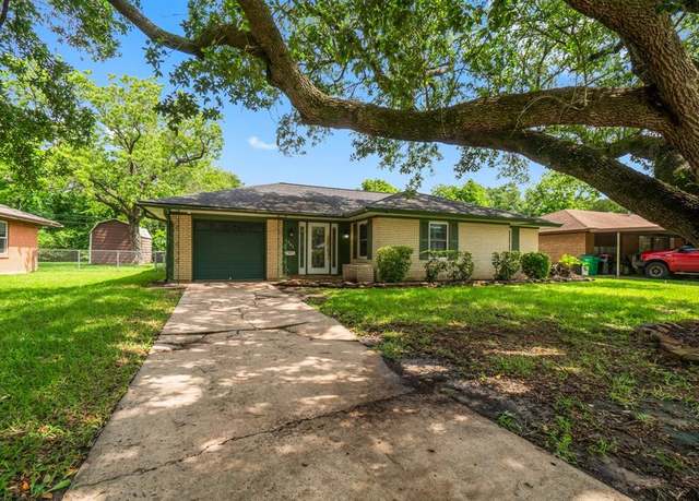 Property at 1702 Sheridan Dr, Baytown, TX 77520, 3 beds, 2 baths