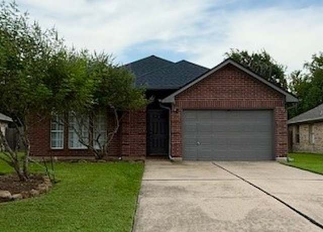 Property at 2707 Overland Trl, Dickinson, TX 77539, 3 beds, 2 baths