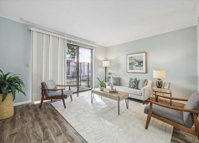 Property at 2425 Underwood St #150, Houston, TX 77030, 1 bed, 1 bath