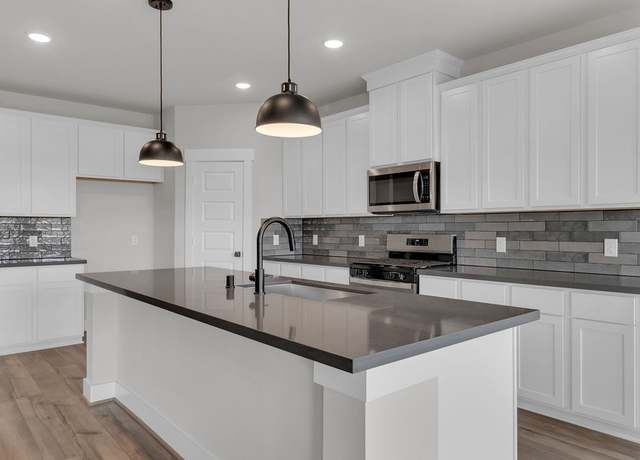 Property at 21418 Iberian Magpie Trl, Tomball, TX 77377, 5 beds, 4 baths