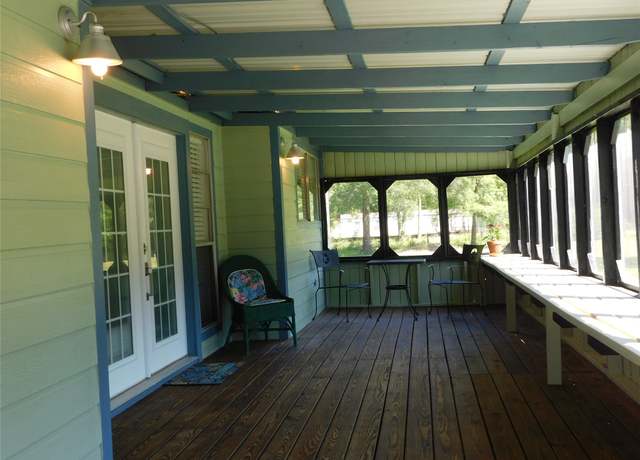 Property at 247 Warbler Ln, Livingston, TX 77351, 2 beds, 2 baths