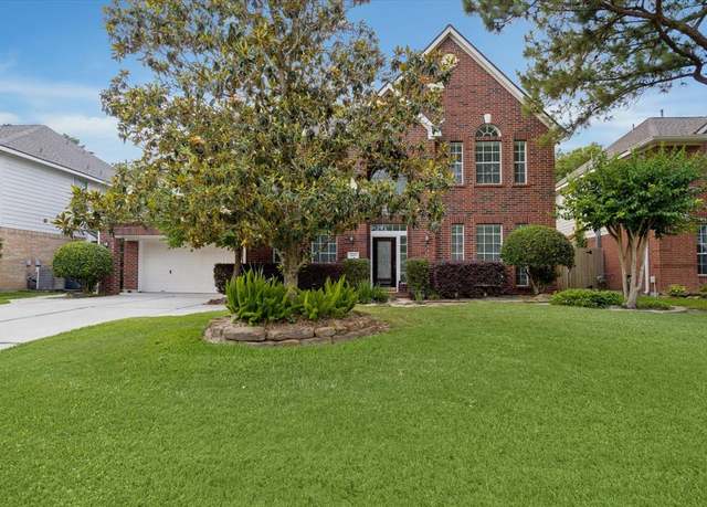 Property at 5111 Maple Hill Trl, Houston, TX 77345, 4 beds, 3.5 baths