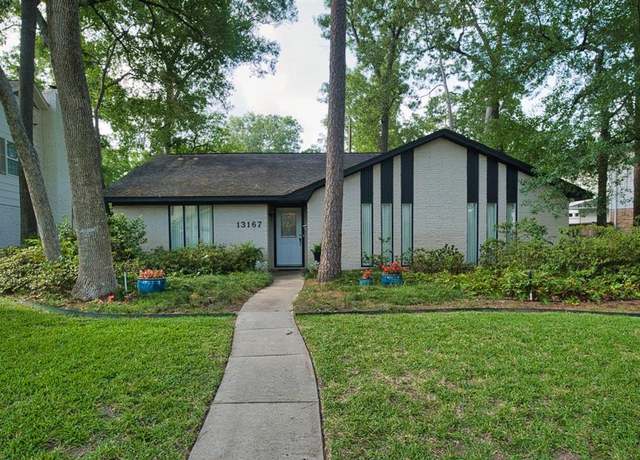 Property at 13167 Barryknoll Ln, Houston, TX 77079, 3 beds, 2 baths