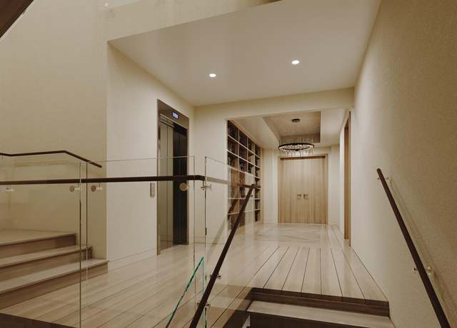 Property at 2520 Houston Ave #809, Houston, TX 77009, 3 beds, 5 baths