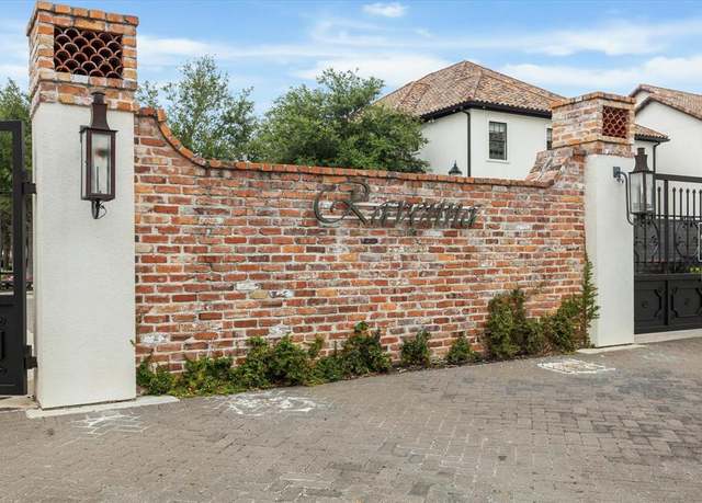 Property at 7523 Cuadro Ln, Houston, TX 77055, 4 beds, 4.5 baths