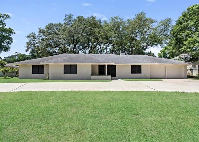 Property at 735 Belvedere Dr, Beaumont, TX 77706, 3 beds, 2.5 baths