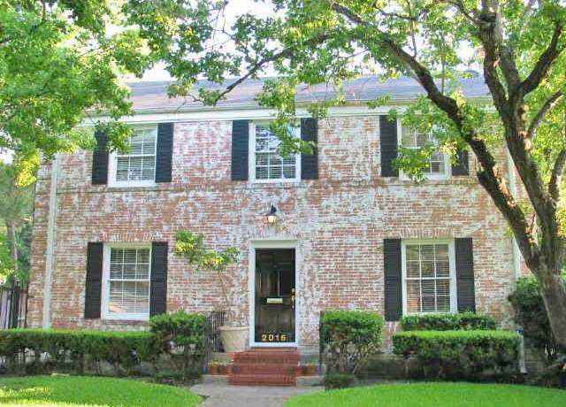 Property at 2016 Dryden Rd, Houston, TX 77030, 3 beds, 2.5 baths