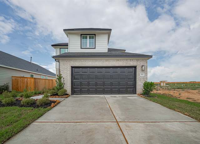 Property at 304 Palero Path, Brookshire, TX 77423, 4 beds, 3 baths