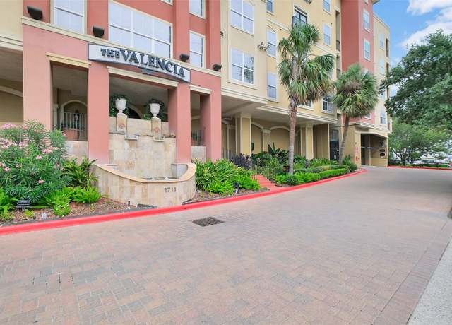 Property at 1711 Old Spanish Trl #128, Houston, TX 77054, 2 beds, 2 baths