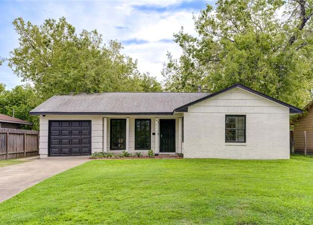 Property at 9215 Vinearbor St, Houston, TX 77033, 3 beds, 1 bath