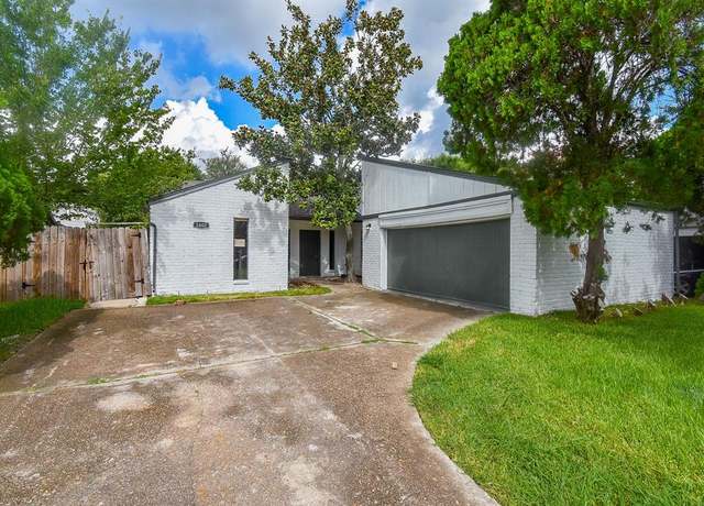 Property at 2802 Ashford Oak Dr, Houston, TX 77082, 3 beds, 2 baths
