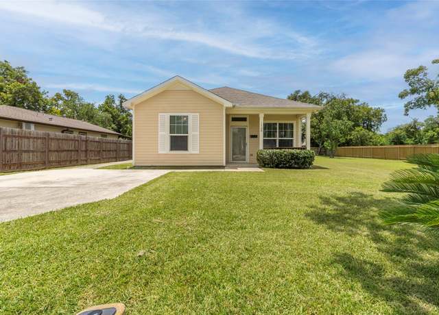 Property at 1708 Rosalee St, La Marque, TX 77568, 2 beds, 2 baths