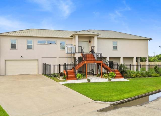 Property at 202 Debbie Ln, San Leon, TX 77539, 3 beds, 4 baths