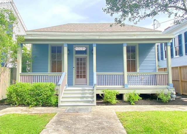 Property at 2012 Avenue N 1/2, Galveston, TX 77550, 2 beds, 2.5 baths