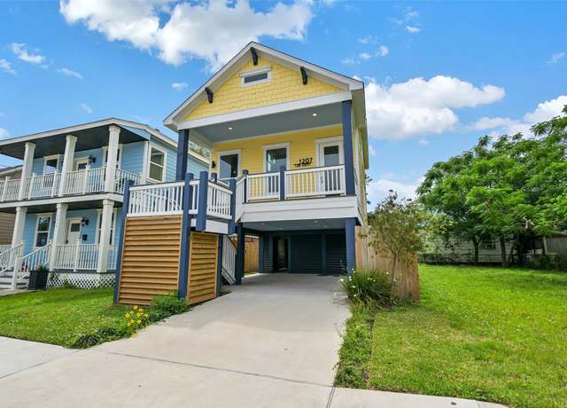Property at 1207 32nd St, Galveston, TX 77550, 3 beds, 2 baths