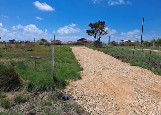 Property at 125 Atlantis St, Sargent, TX 77414