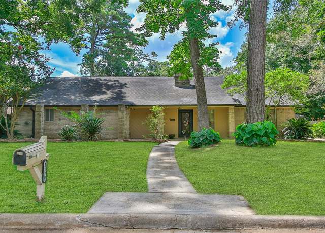 Property at 3110 Parkdale Dr, Houston, TX 77339, 4 beds, 2.5 baths