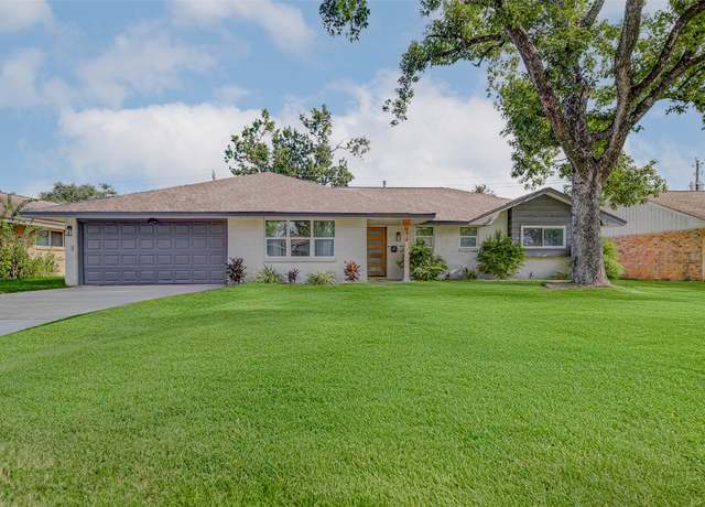 Property at 8918 Springview Ln, Houston, TX 77080, 3 beds, 2 baths