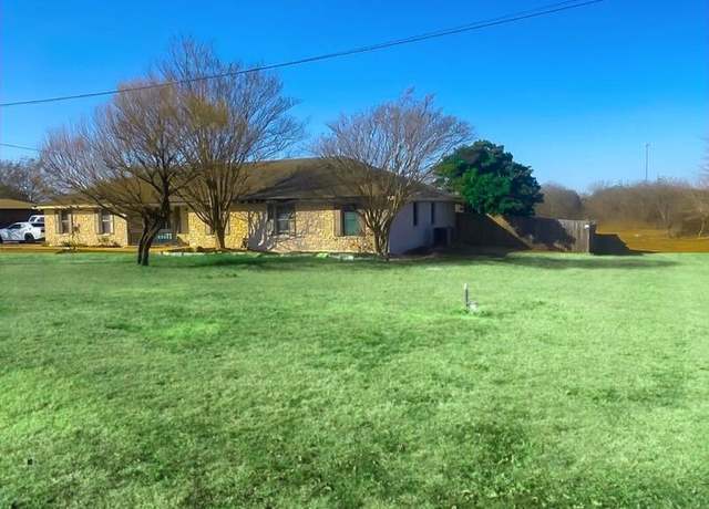 Property at 210 W Avenue F, Jarrell, TX 76537, 4 beds, 2 baths