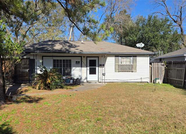 Property at 2918 Stallings Dr, Houston, TX 77088, 3 beds, 1 bath