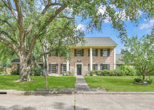 Property at 1614 Sweet Grass Trl, Houston, TX 77090, 5 beds, 3.5 baths