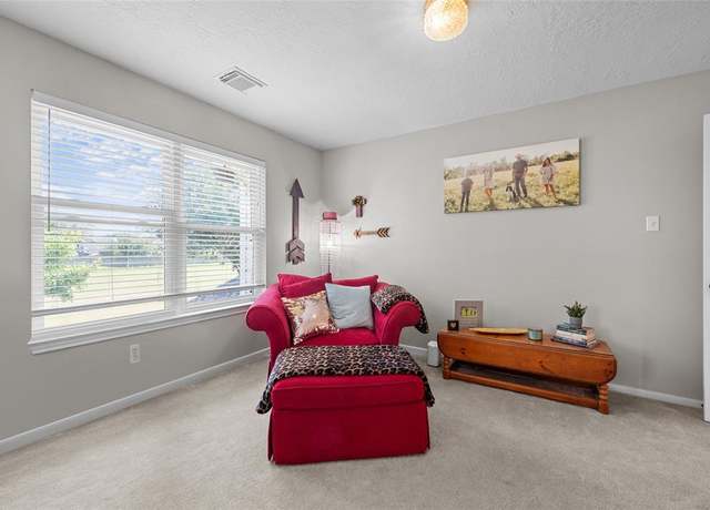 Property at 1602 Seminole St, Deer Park, TX 77536, 4 beds, 3.5 baths