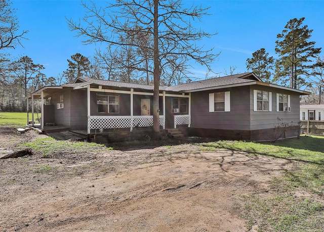 Property at 17 Underwood Dr, Huntsville, TX 77340, 3 beds, 2 baths