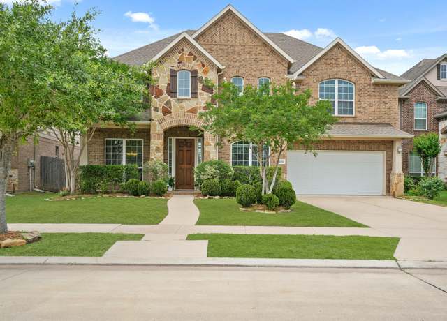 Property at 4010 Brookfield Run Ln, Sugar Land, TX 77479, 5 beds, 3.5 baths