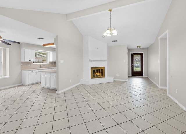 Property at 4710 Marburg Court Ct, Houston, TX 77066, 3 beds, 2 baths