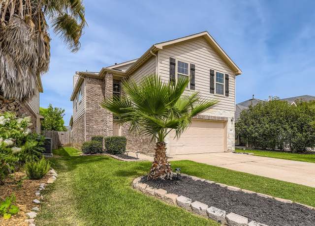 Property at 5107 Lagoon Ct, Bacliff, TX 77518, 4 beds, 2.5 baths