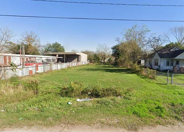 Property at 4104 Leffingwell St, Houston, TX 77026