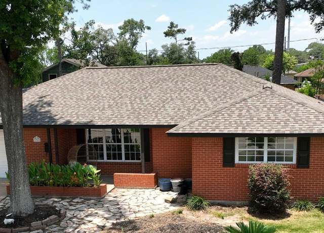 Property at 2302 Hewitt Dr, Houston, TX 77018, 3 beds, 2 baths