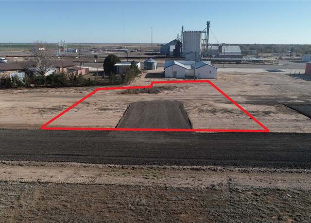 Property at 206 Hartwell Ave, Bovina, TX 79009