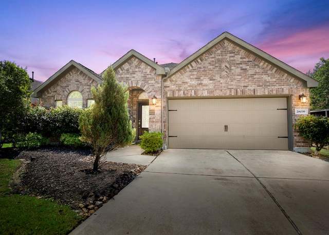 Property at 28039 Scenic Shore Ln, Fulshear, TX 77441, 4 beds, 3.5 baths