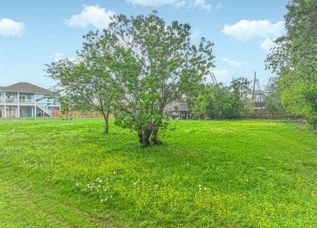 Property at 000 Baywood St, Shoreacres, TX 77571