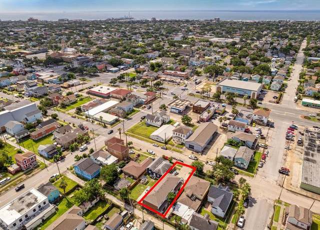 Property at 3718 Sealy St, Galveston, TX 77550, 8 beds, 1 bath
