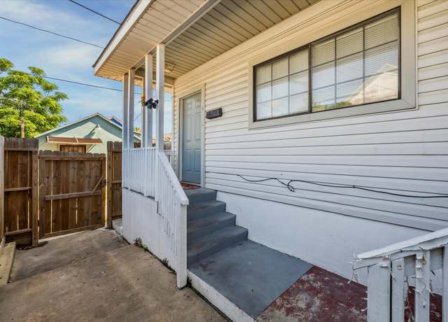 Property at 3718 Sealy St, Galveston, TX 77550, 2 beds, 1 bath