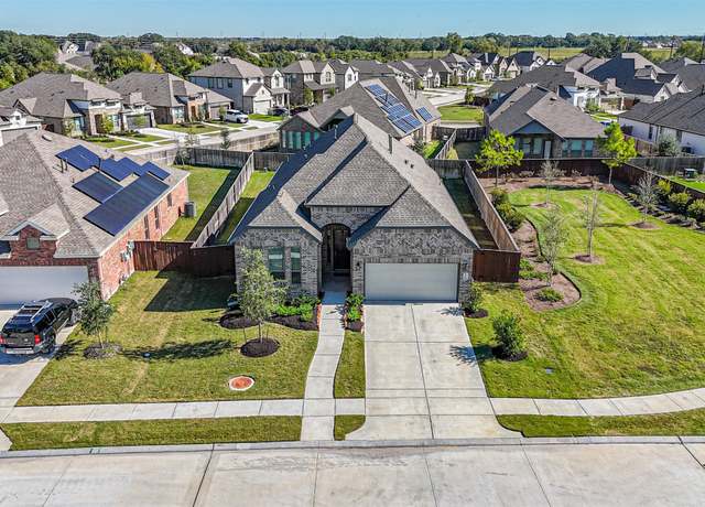 Property at 9515 Willard Dr, Manvel, TX 77578, 4 beds, 3 baths