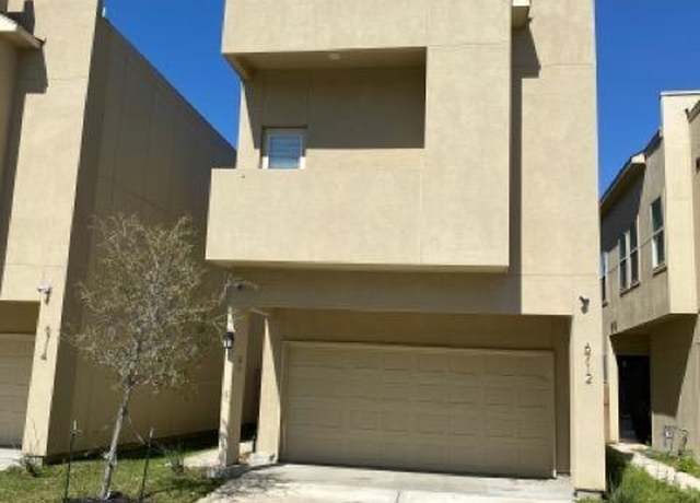 Property at 6712 Winton St, Houston, TX 77021, 3 beds, 2.5 baths