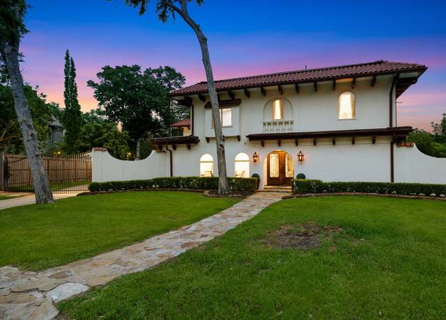 Property at 2 Warrenton Dr, Houston, TX 77024, 5 beds, 4.5 baths
