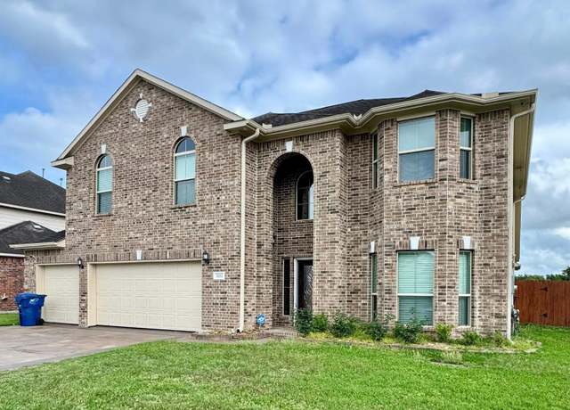 Property at 3212 El Camino St, Bay City, TX 77414, 5 beds, 3.5 baths