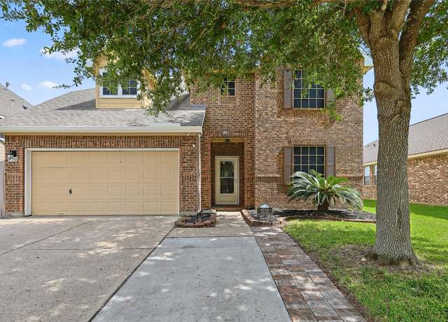 Property at 4710 Shale Dr, Baytown, TX 77521, 5 beds, 2.5 baths